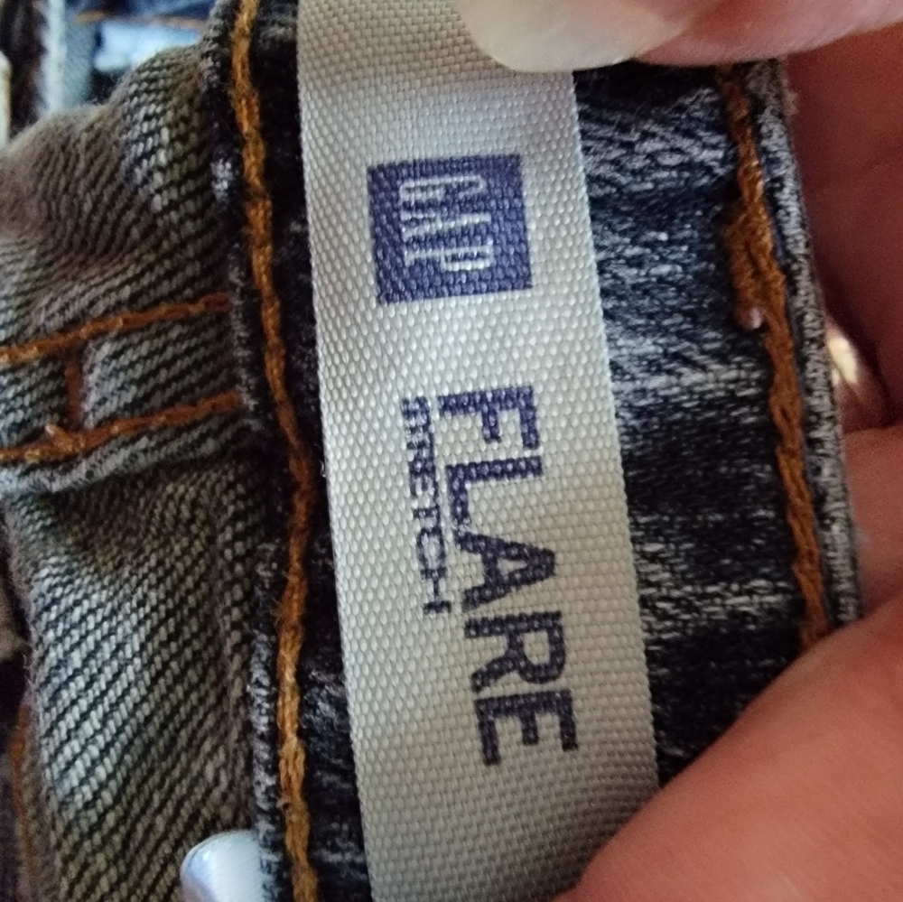 Gap Flare Stretch Jeans, Size 6R - Picture 4 of 5